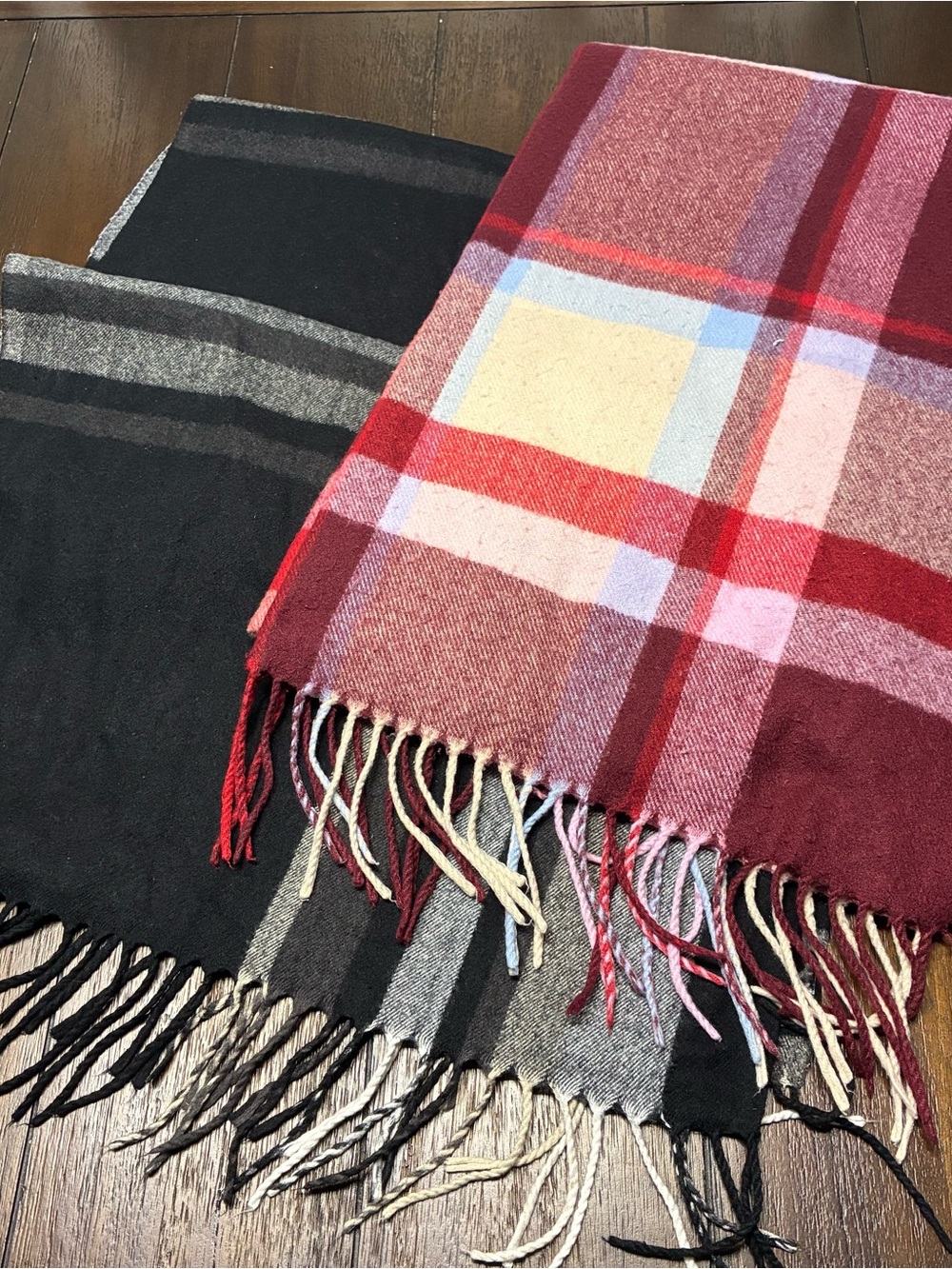 2 MNG + H&M  Unisex Oversized Plaid Blanket Scarf Soft Winter Shawl Wrap Fringe